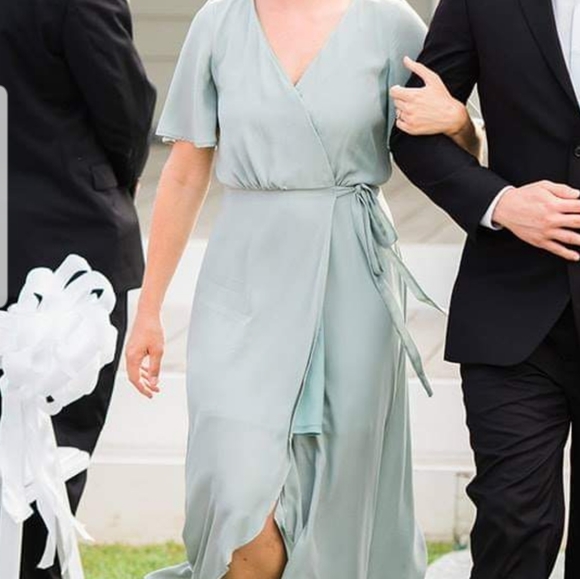 Show me your mumu sophia wrap silver sage - Picture 2 of 3